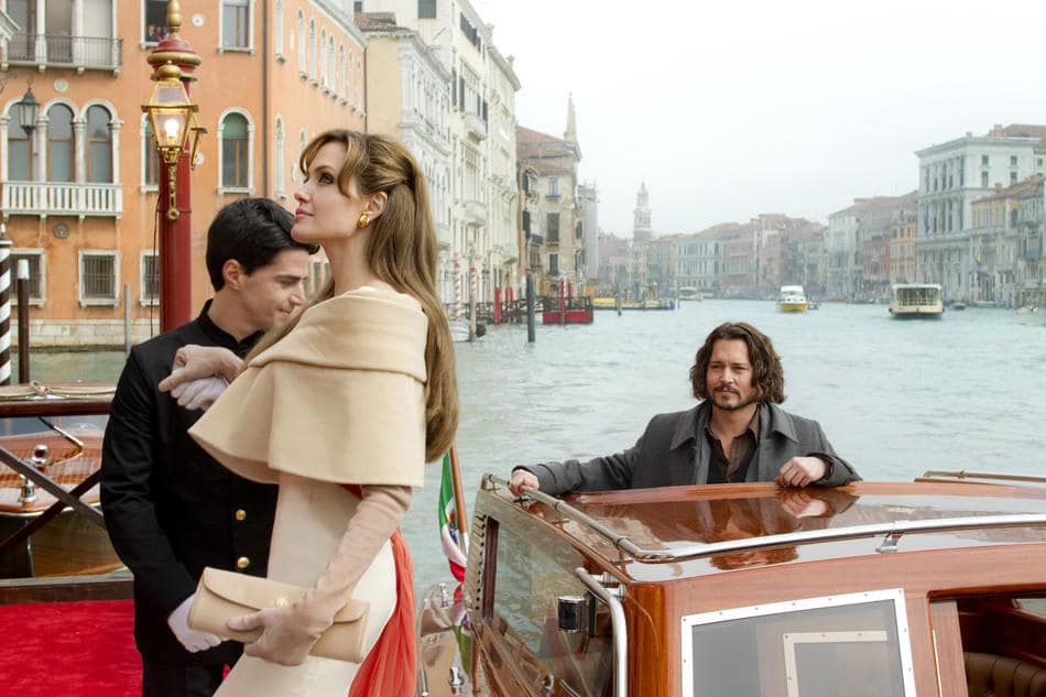 The-Tourist-Angelina-Jolie-Johnny-Depp-Photo-01  