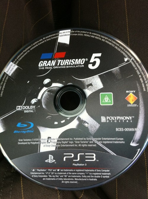 Gran-Turismo-5-Steal-Blu-Ray  