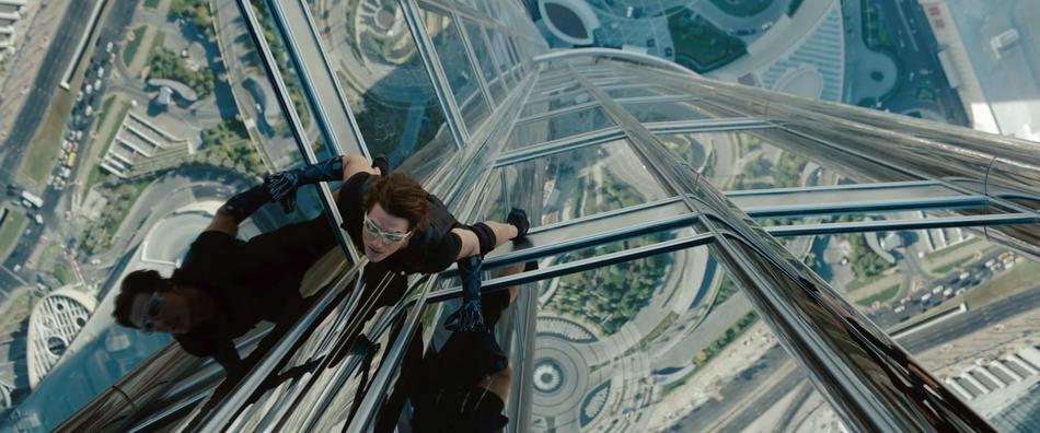 Mission-Impossible-Ghost-Protocol-Movie-Picture-02  