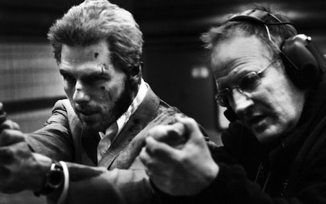 Collateral-Michael-Mann-and-Tom-Cruise-Set-Photo-01  