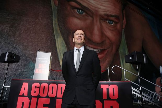 Die-Hard-25th-Anniversary-Mural-Bruce-Willis-01  