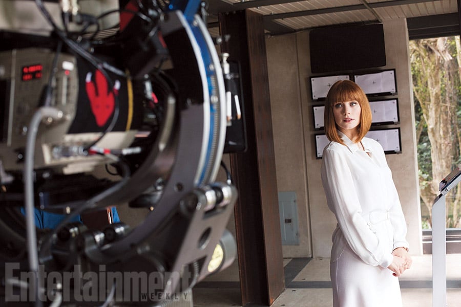 Jurassic-World-2015-Movie-Picture-03  