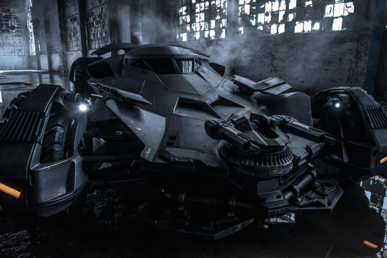 Batman-v-Superman-Dawn-of-Justice-2016-Movie-Picture-06  