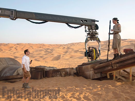 Star-Wars-The-Force-Awakens-2015-Movie-Picture-11  