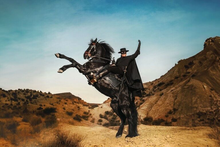 Zorro La bandeannonce avec Jean Dujardin EklectyCity