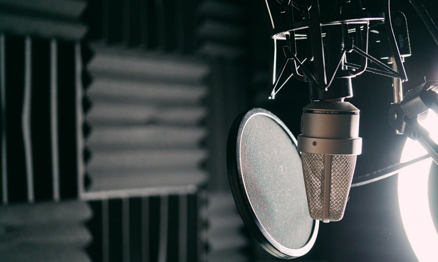 recording-studio-microphone